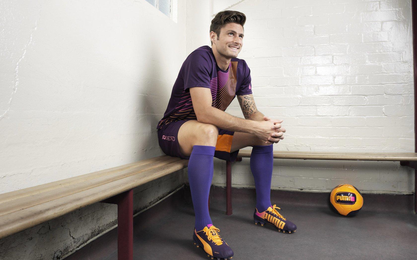 赛场更换与时间调整，赛事运营方详解区域赛第一阶段安排